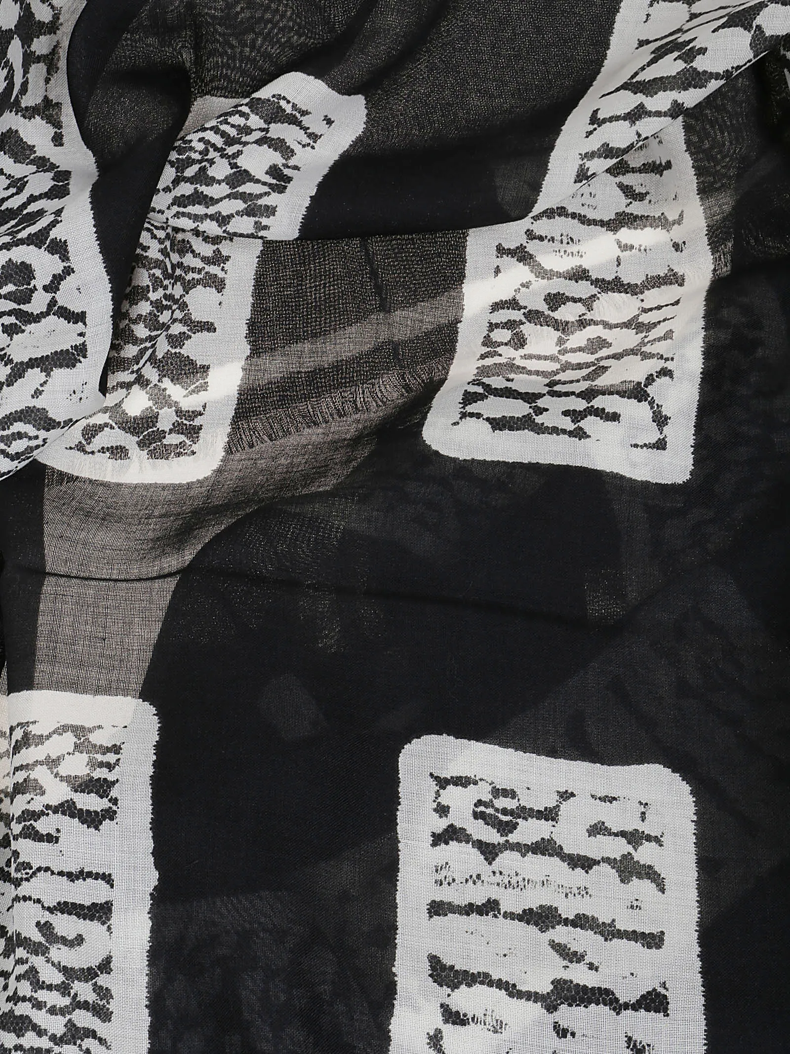 Givenchy 4G Frayed Edge Scarf